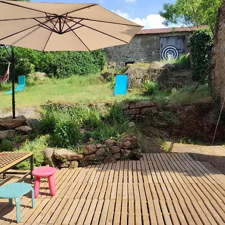 Magnifique Moulin Au Bord D'une Riviere, Calme Absolu, Piano Holiday home Doyet