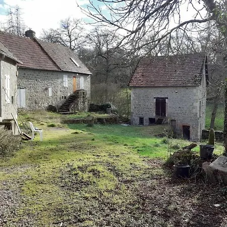 Vakantiehuis Magnifique Moulin Au Bord D'une Riviere, Calme Absolu, Piano Doyet