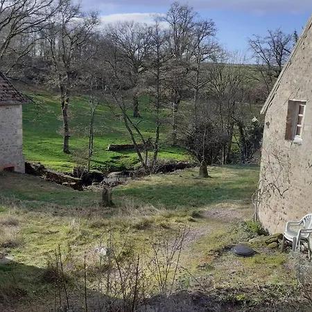 Vakantiehuis Magnifique Moulin Au Bord D'une Riviere, Calme Absolu, Piano Doyet