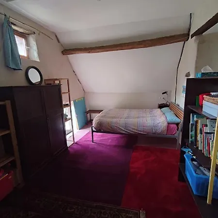 Magnifique Moulin Au Bord D'une Riviere, Calme Absolu, Piano Doyet