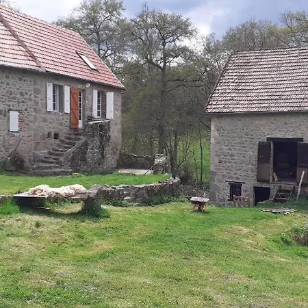 Nyaraló Magnifique Moulin Au Bord D'une Riviere, Calme Absolu, Piano