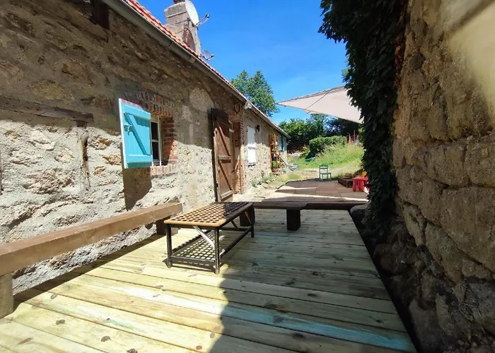 Magnifique Moulin Au Bord D'une Riviere, Calme Absolu, Piano *